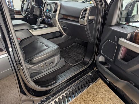 Used 2016 Ford F150 Lariat w/ Equipment Group 502A Luxury AWD/4WD image 16