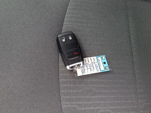 Used 2024 RAM 2500 Big Horn w/ Bed Utility Group image 19