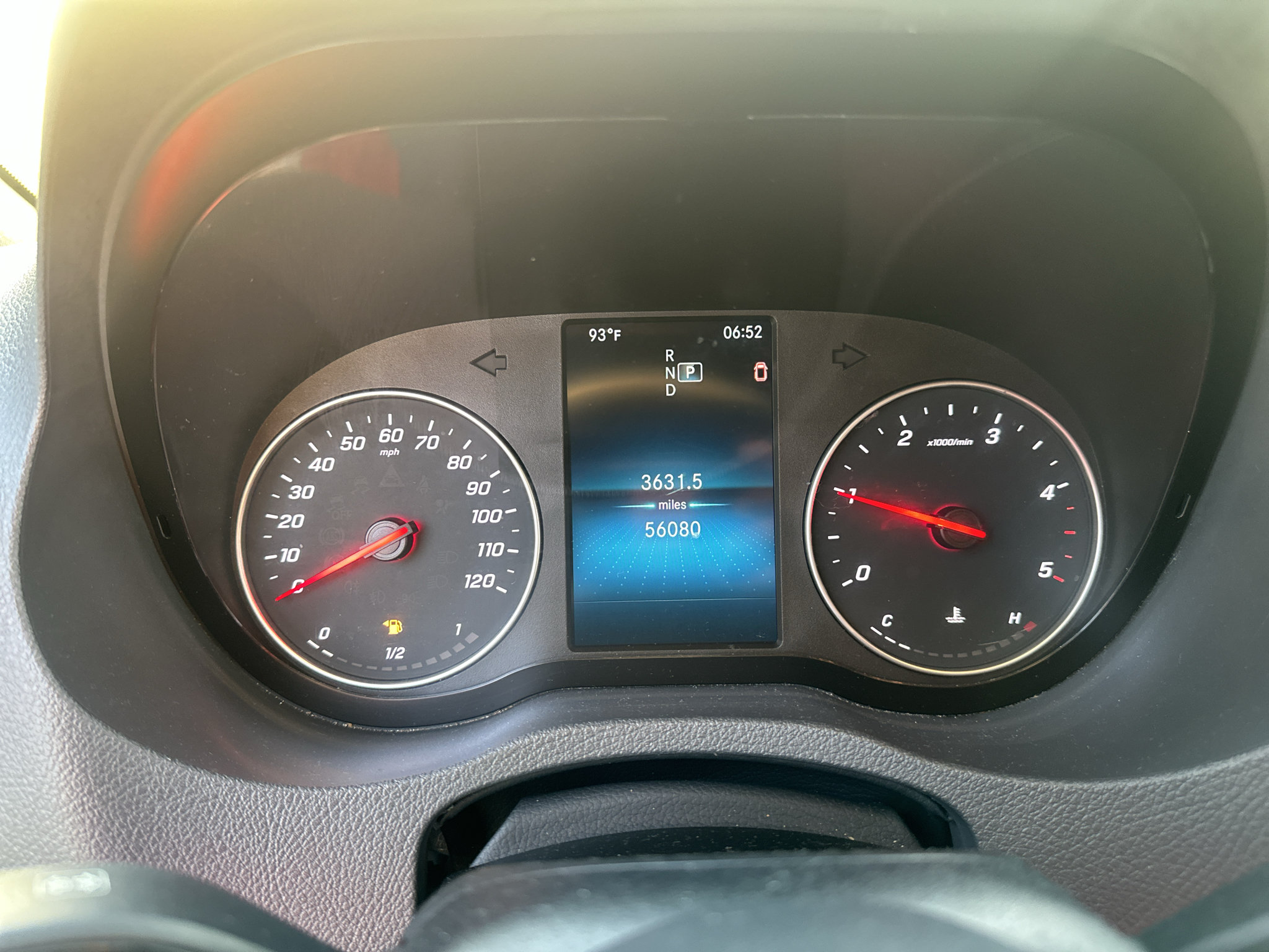 Used 2024 Mercedes-Benz Sprinter 2500 image 25