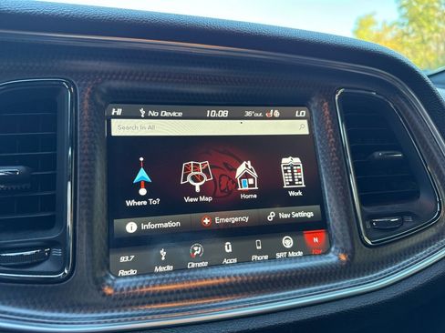 Used 2018 Dodge Challenger SRT Hellcat image 31