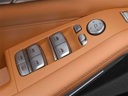 Used 2023 BMW X7 xDrive40i w/ Premium Package image 13