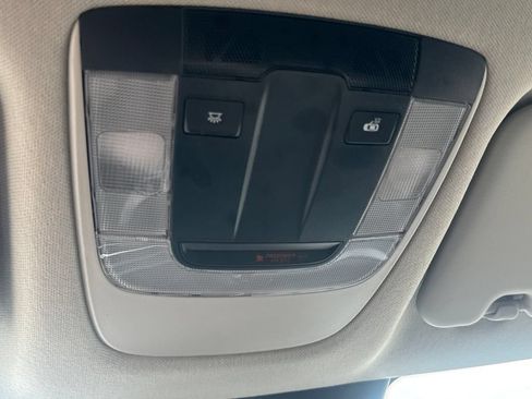 Used 2021 Kia Seltos S AWD/4WD image 31
