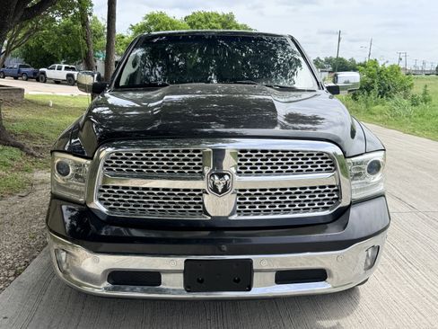 Used 2018 RAM 1500 Laramie RWD image 15