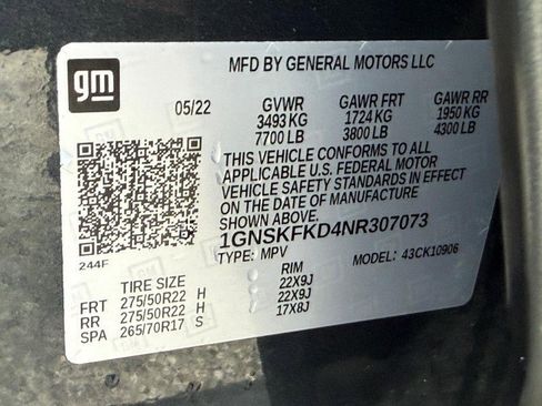 Used 2022 Chevrolet Suburban Premier image 29