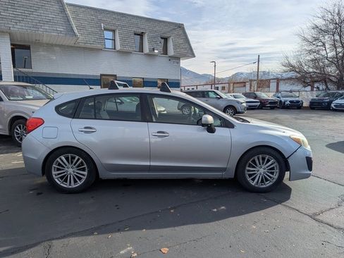 Used 2012 Subaru Impreza 2.0i Premium image 2