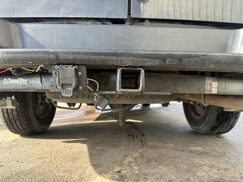 Used 2012 Nissan NV 1500 S image 4