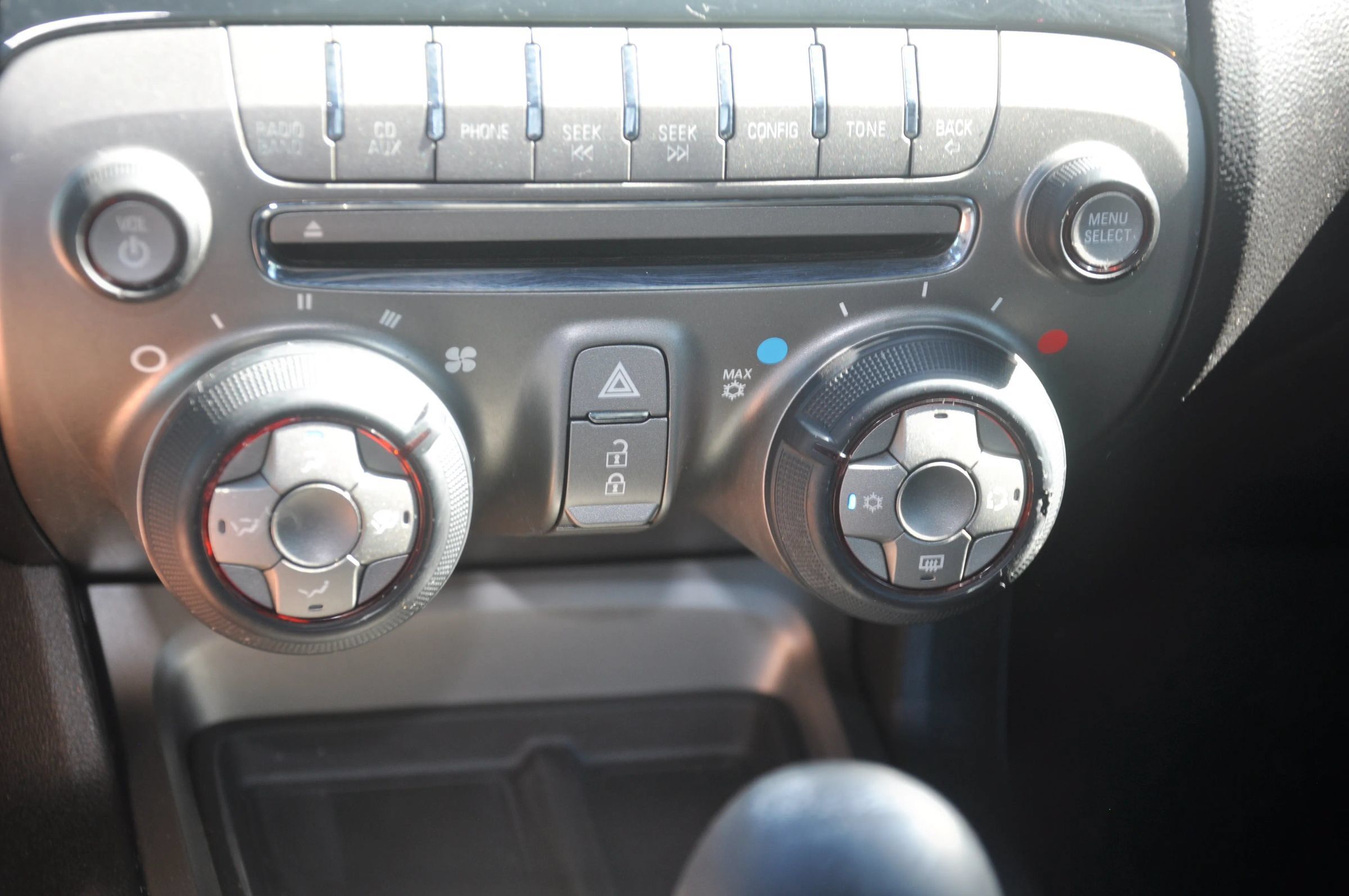 Used 2015 Chevrolet Camaro LS RWD image 31