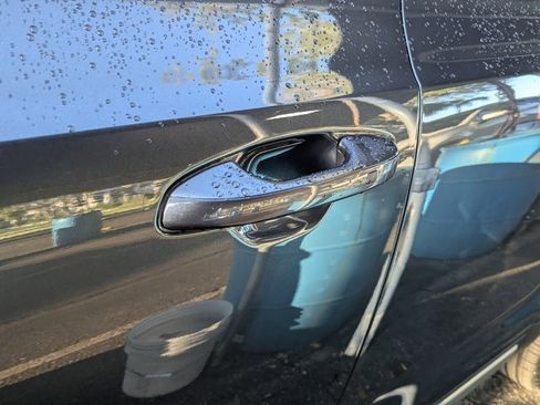 Used 2024 Kia Telluride EX FWD image 7