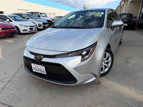 Used 2023 Toyota Corolla LE image 11