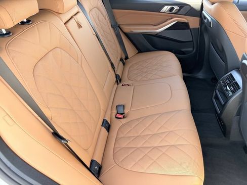 Used 2026 BMW X5 sDrive40i w/ Premium Package RWD image 13