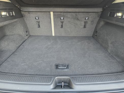 Used 2023 Buick Envision Avenir image 31