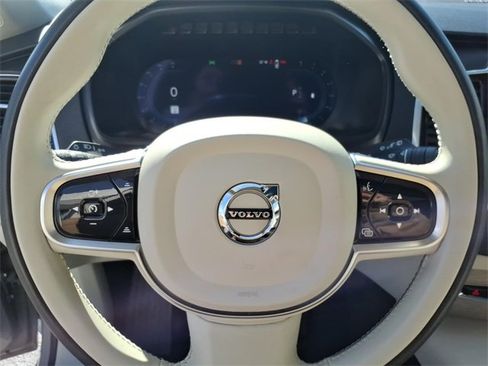 Used 2024 Volvo XC90 B6 Plus image 13
