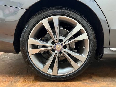 Used 2017 Mercedes-Benz C 300 Sedan image 12