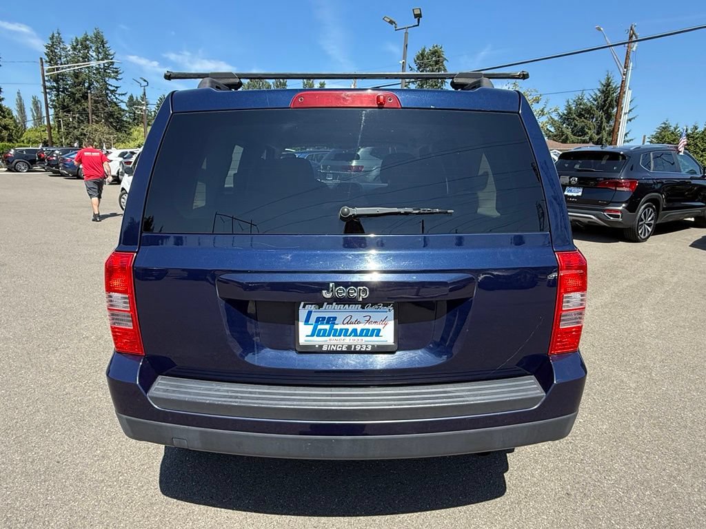 Used 2013 Jeep Patriot Sport FWD image 4