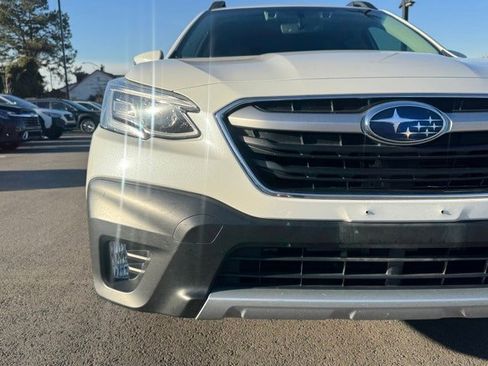 Used 2020 Subaru Outback Limited image 9