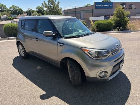 Used 2019 Kia Soul + FWD image 3