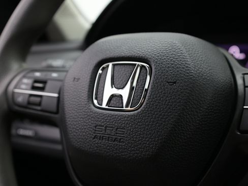 Used 2023 Honda Accord EX image 25