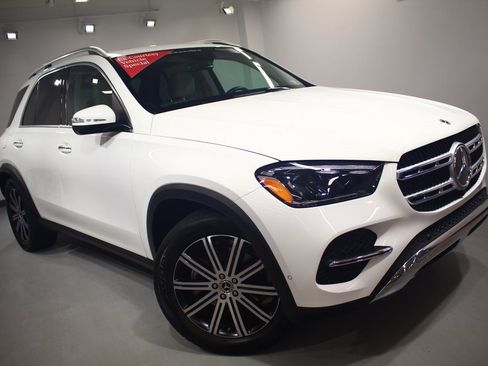 Used 2025 Mercedes-Benz GLE 350 4MATIC image 8