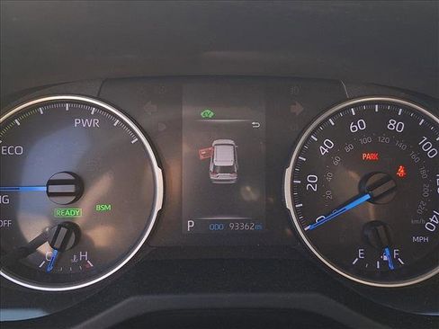 Certified 2019 Toyota RAV4 XLE w/ Convenience Package AWD/4WD image 10