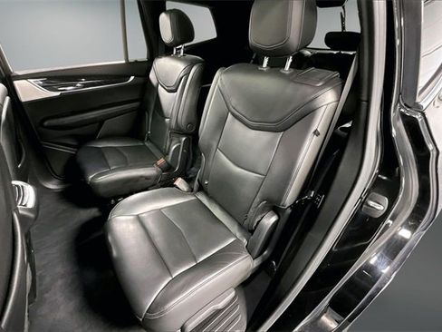 Used 2020 Cadillac XT6 Premium Luxury image 23