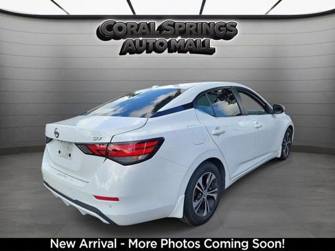 Certified 2021 Nissan Sentra SV FWD image 2