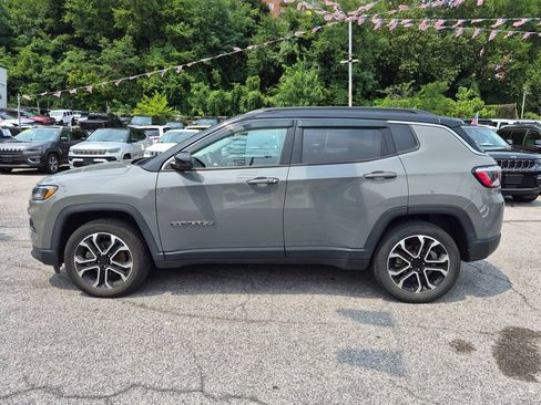 Used 2022 Jeep Compass Limited AWD/4WD image 9