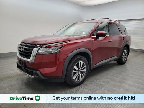 Used 2023 Nissan Pathfinder SL image 1
