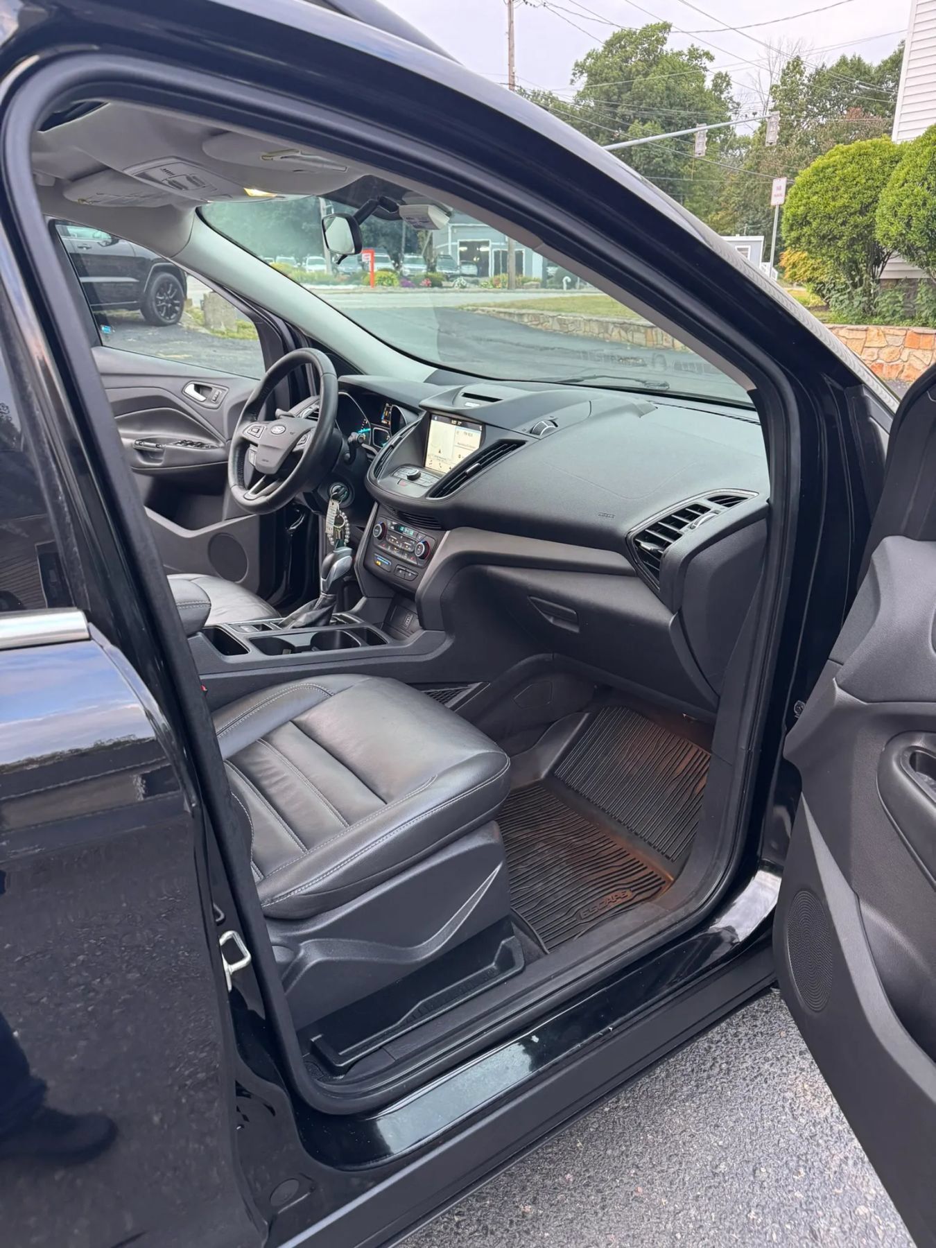 Used 2018 Ford Escape SEL AWD/4WD image 27