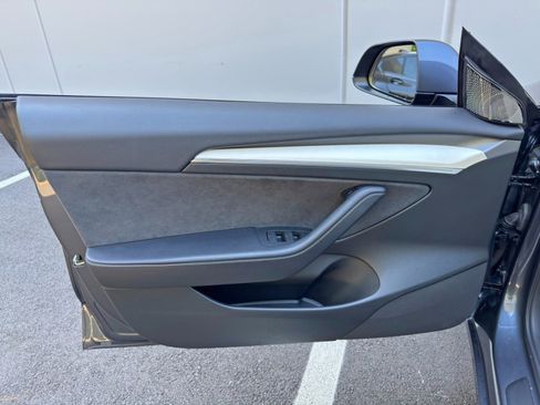 Used 2023 Tesla Model 3 Standard Range RWD image 43