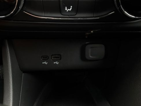 Used 2025 Buick Encore GX Preferred FWD image 24
