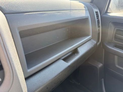 Used 2018 RAM 3500 Tradesman image 23