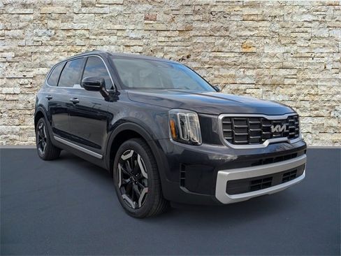 New 2025 Kia Telluride S image 1