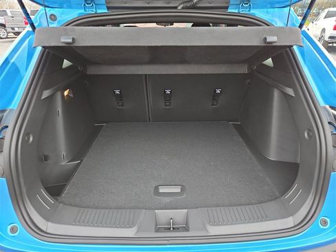 New 2026 Chevrolet Trax RS w/ Driver Confidence Package image 17