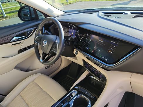 Used 2023 Buick Envision Avenir FWD image 7