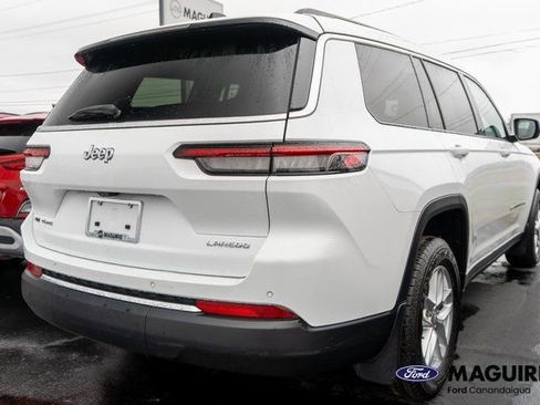 Used 2023 Jeep Grand Cherokee L Laredo w/ Luxury Tech Group I AWD/4WD image 4