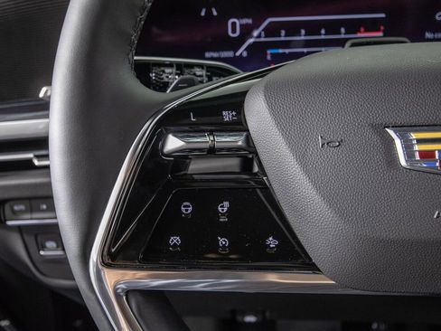 Used 2025 Cadillac Escalade Sport w/ Touring Package image 22