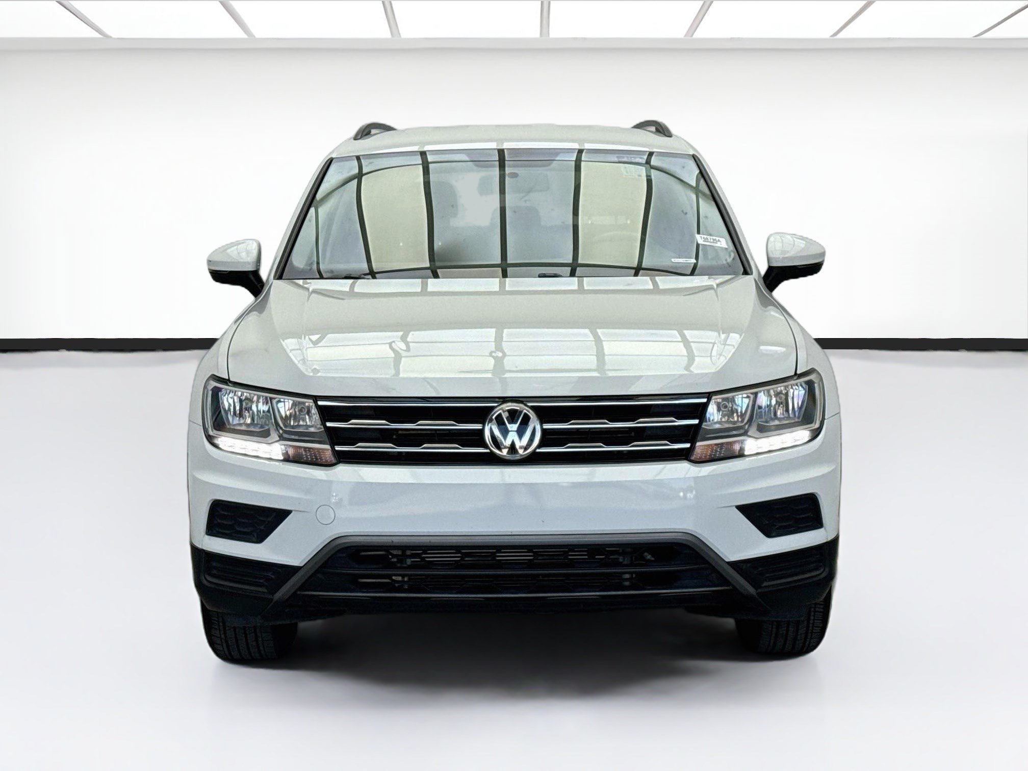Used 2020 Volkswagen Tiguan S FWD image 2