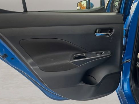 Used 2021 Nissan Versa SV image 20