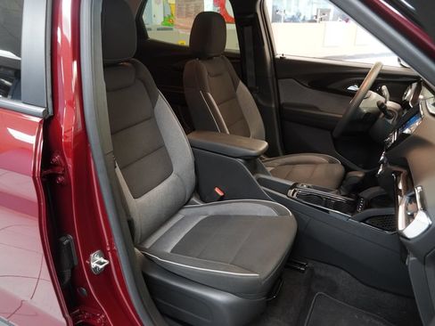 Used 2023 Chevrolet TrailBlazer LT w/ LPO, Blackout Package AWD/4WD image 26
