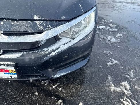 Used 2018 Honda Civic EX image 35