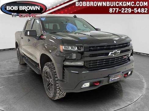 Used 2021 Chevrolet Silverado 1500 LT Trail Boss w/ Convenience Package II image 1