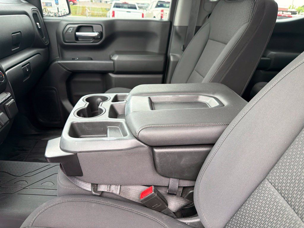 Used 2021 Chevrolet Silverado 1500 Custom AWD/4WD image 17