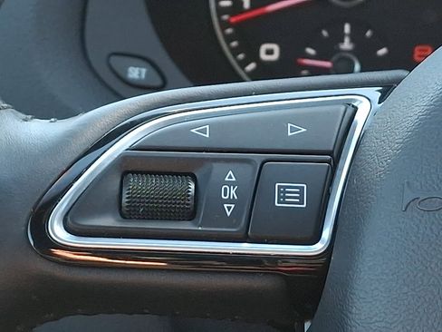 Used 2018 Audi Q3 2.0T Premium Plus image 23