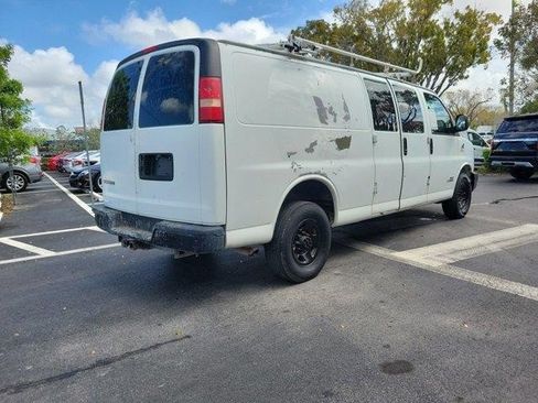 Used 2006 Chevrolet Express 2500 Extended w/ Power and Light Package RWD image 6