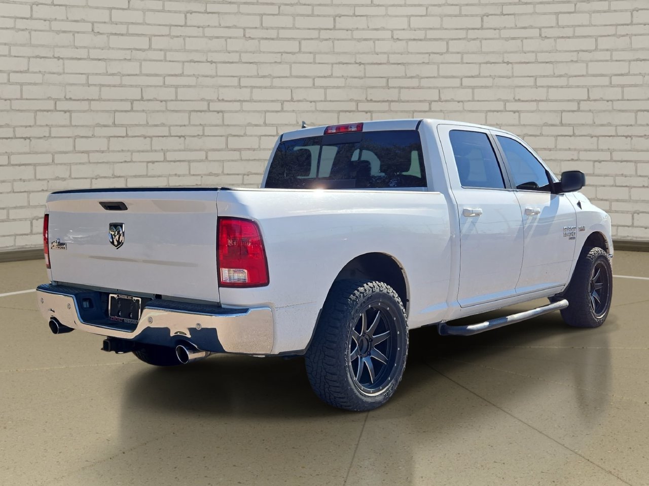 Used 2019 RAM 1500 Big Horn RWD image 5