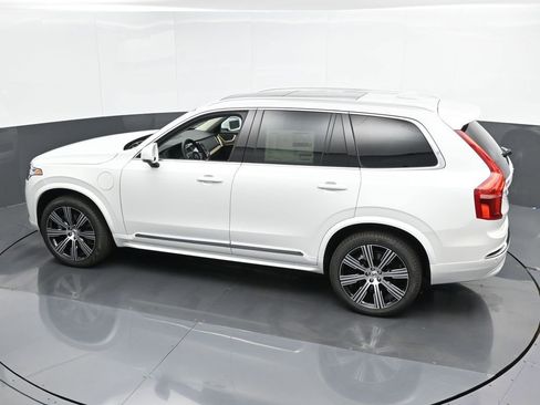 New 2025 Volvo XC90 T8 Core w/ Protection Package Premier AWD/4WD image 38