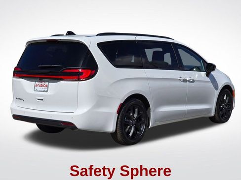 New 2026 Chrysler Pacifica Select FWD image 19