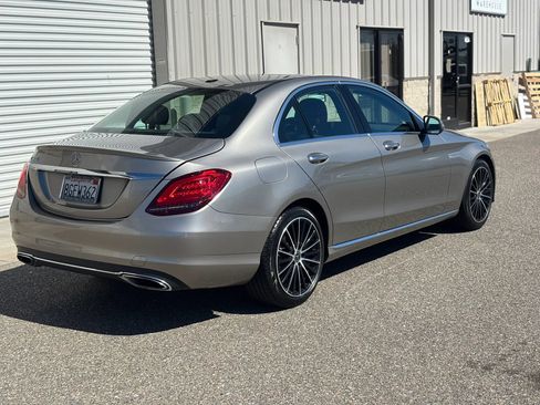 Used 2019 Mercedes-Benz C 300 Sedan image 3