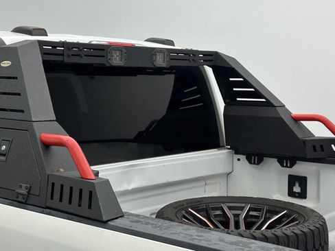 Used 2022 Ford F250 XLT image 10