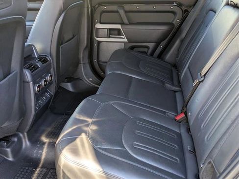 Used 2022 Land Rover Defender 110 XS Edition image 20